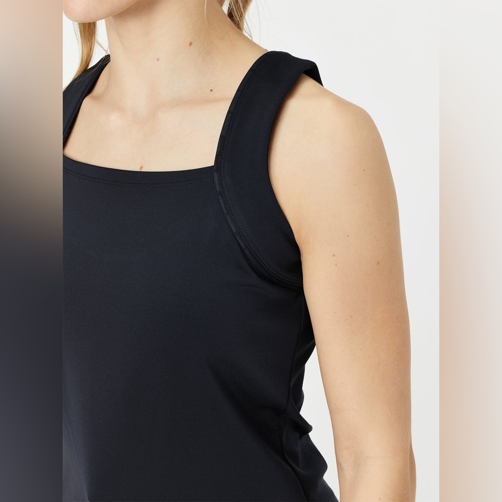 NWT Tail Active Women’s Cato Tank in Black in size Small - Picture 3 of 8